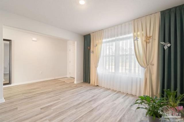 9816 Betula Rd, Pensacola, FL 32526