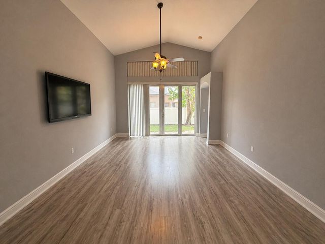 10372 Old Winston Court, Lake Worth, FL 33449