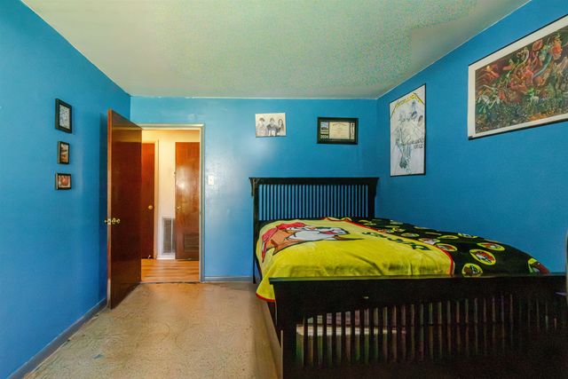 225 STEELMAN DR, Marshall, TX 75672