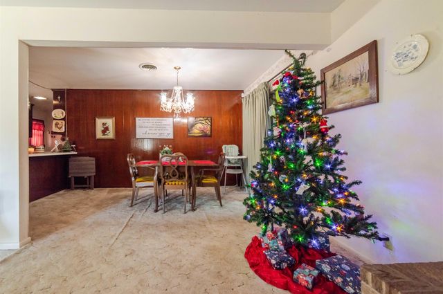 225 STEELMAN DR, Marshall, TX 75672