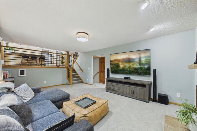 30 B Street, Saint Paul, MN 55106