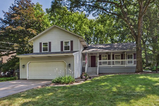 30 B Street, Saint Paul, MN 55106