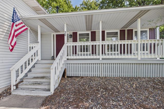 30 B Street, Saint Paul, MN 55106