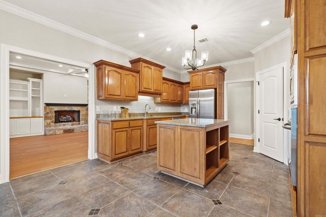 207 QUAIL RIDGE Drive, Hot Springs, AR 71901