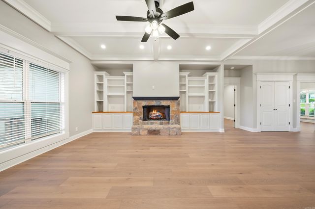 207 QUAIL RIDGE Drive, Hot Springs, AR 71901