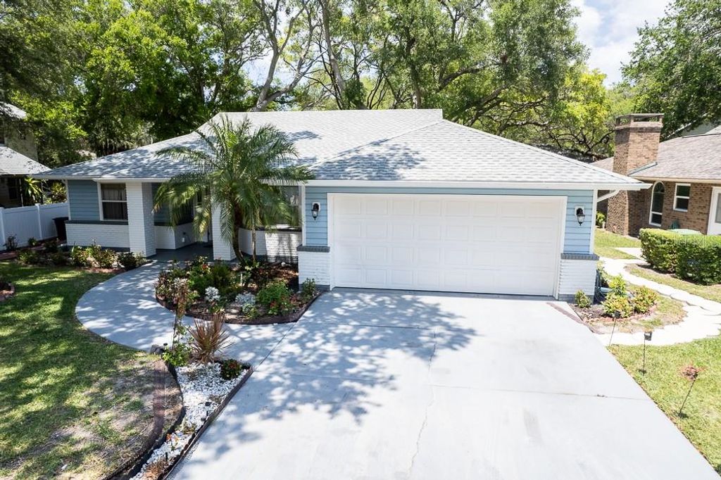 6908 ARBOR OAKS CIRCLE, Bradenton, FL 34209