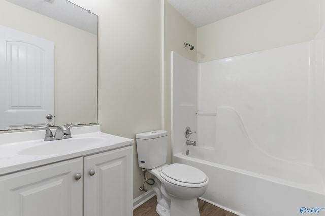 100 Green Lea Lane, New Market, AL 35761