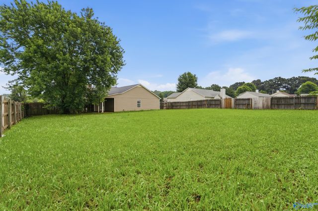100 Green Lea Lane, New Market, AL 35761