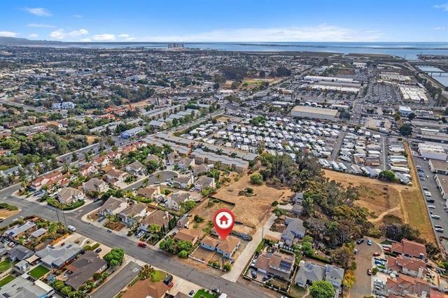 160 N Del Mar Ave, Chula Vista, CA 91910