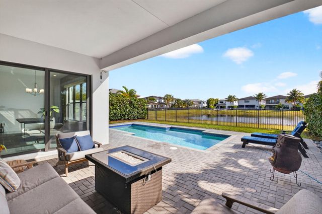 17302 Rainstream Road, Boca Raton, FL 33496