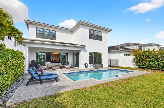 17302 Rainstream Road, Boca Raton, FL 33496