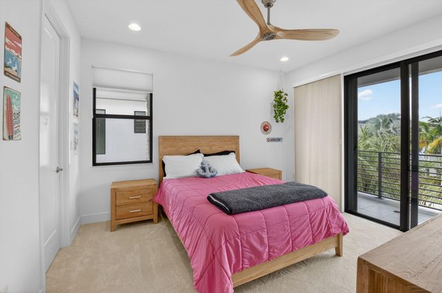 17302 Rainstream Road, Boca Raton, FL 33496