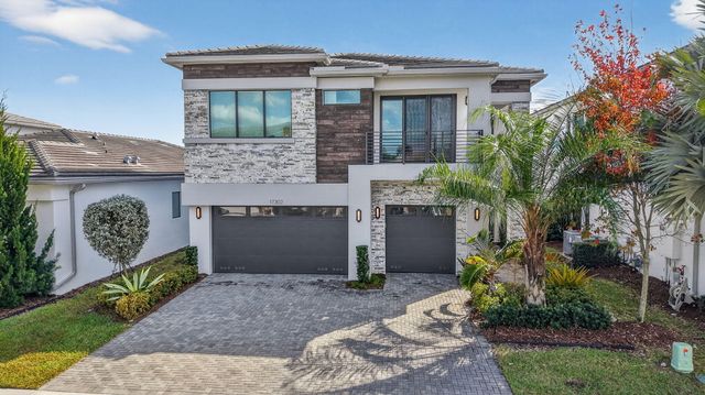 17302 Rainstream Road, Boca Raton, FL 33496