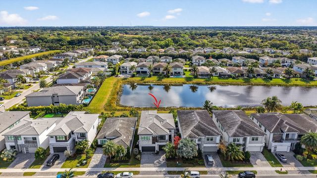 17302 Rainstream Road, Boca Raton, FL 33496