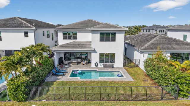 17302 Rainstream Road, Boca Raton, FL 33496