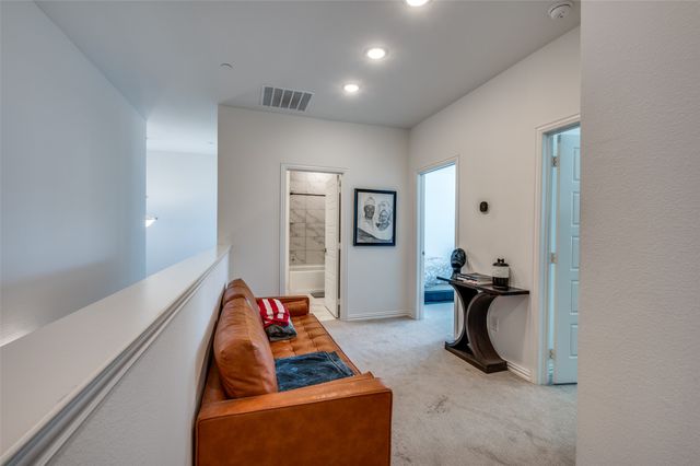 2012 Bethlehem Street, Irving, TX 75061