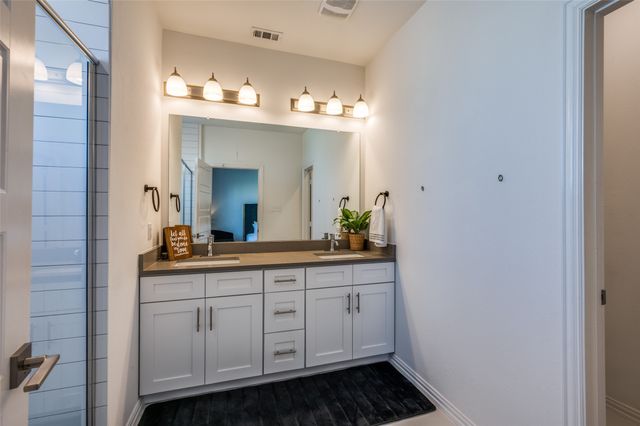 2012 Bethlehem Street, Irving, TX 75061