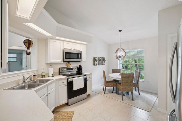 613 HURON PLACE, Mount Dora, FL 32757