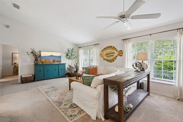 613 HURON PLACE, Mount Dora, FL 32757