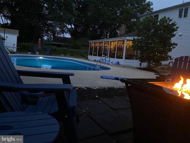 357 HARFORD RD, Somerdale, NJ 08083