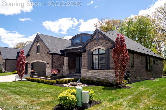 14170 Kings Park Court, Shelby Charter Township, MI 48315