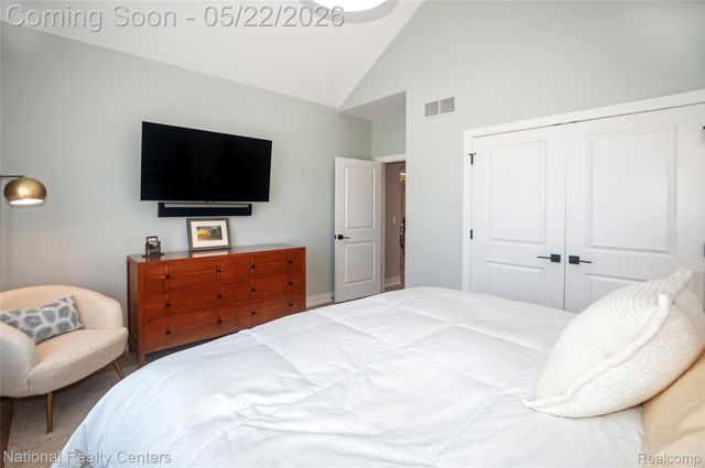 14170 Kings Park Court, Shelby Charter Township, MI 48315