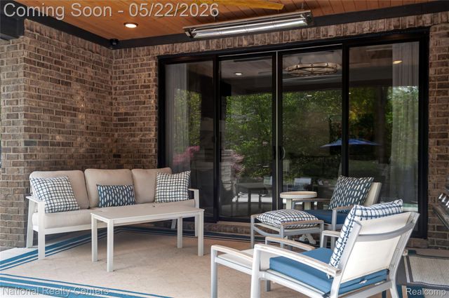 14170 Kings Park Court, Shelby Charter Township, MI 48315