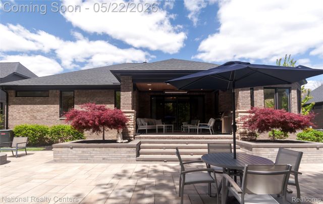 14170 Kings Park Court, Shelby Charter Township, MI 48315
