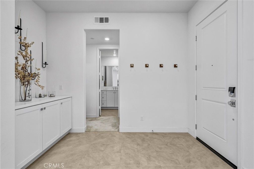 143 Baluster, Irvine, CA 92618 — photo 2