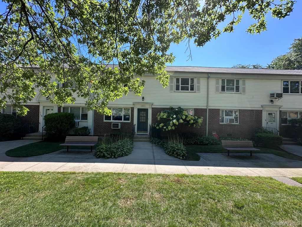 15-27 212 Street 198, Bayside, NY 11360