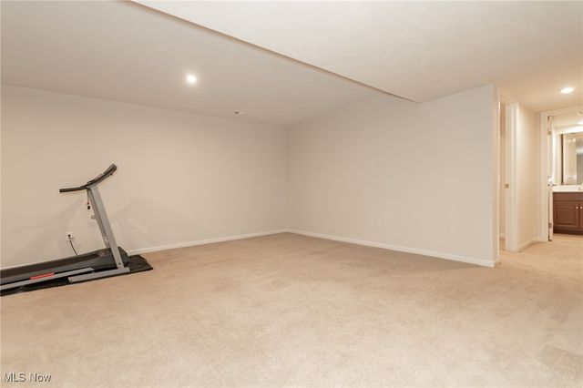 1616 Crescent Drive, Streetsboro, OH 44241