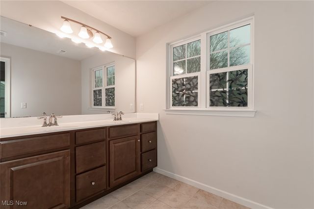 1616 Crescent Drive, Streetsboro, OH 44241