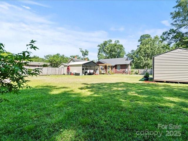 411 Market Street, Cheraw, SC 29520