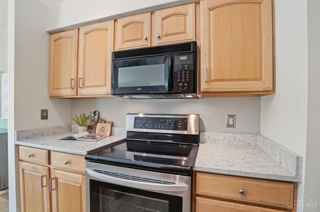 5892 Stonebridge Circle, Miami Twp, OH 45150