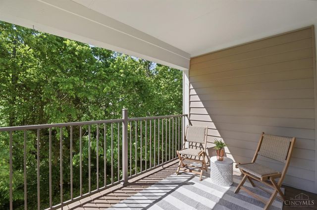 5892 Stonebridge Circle, Miami Twp, OH 45150