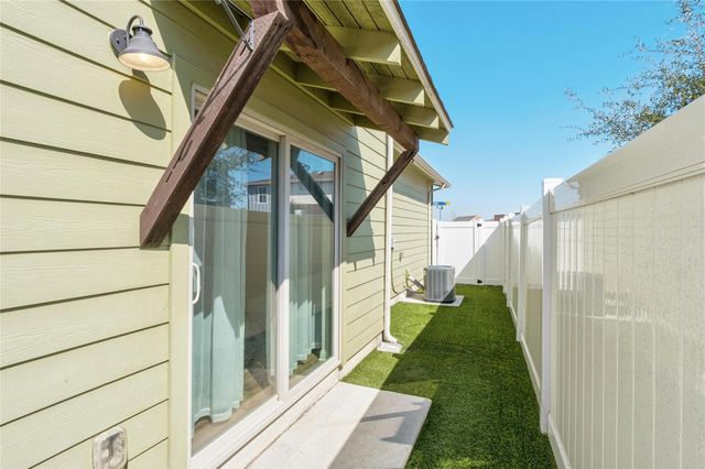 8101 Frida BND, Austin, TX 78744