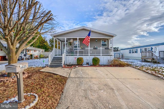 3625 DAHLIA LN, Middle River, MD 21220