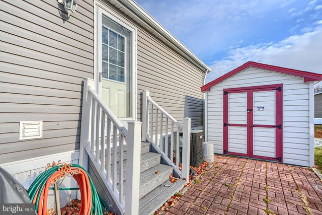 3625 DAHLIA LN, Middle River, MD 21220