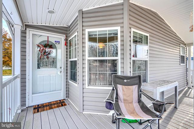 3625 DAHLIA LN, Middle River, MD 21220