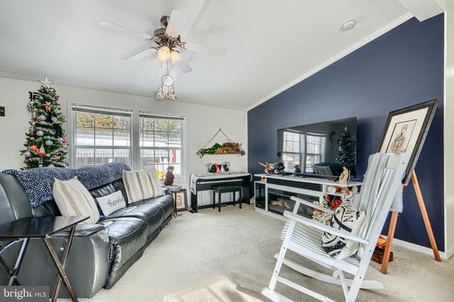 3625 DAHLIA LN, Middle River, MD 21220