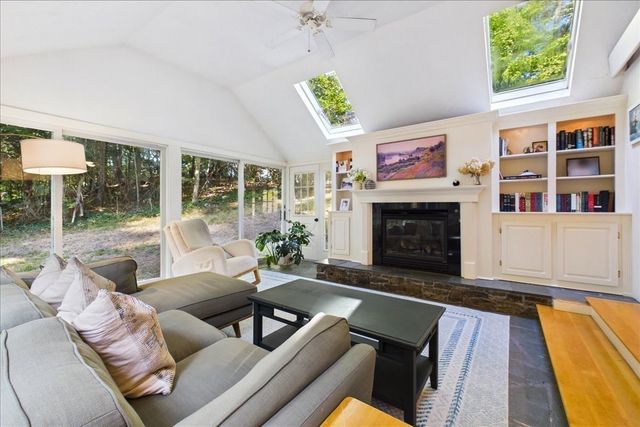 13 Millbrook Rd, Westwood, MA 02090