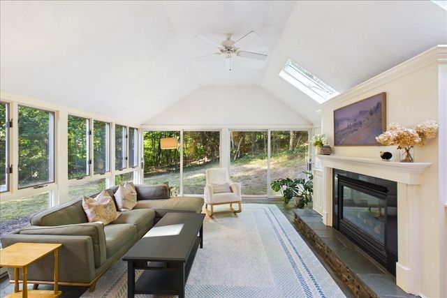 13 Millbrook Rd, Westwood, MA 02090