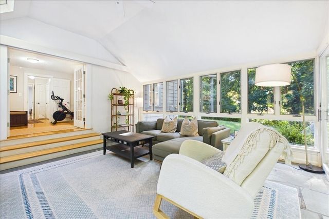 13 Millbrook Rd, Westwood, MA 02090