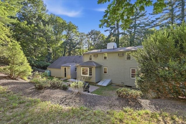 13 Millbrook Rd, Westwood, MA 02090