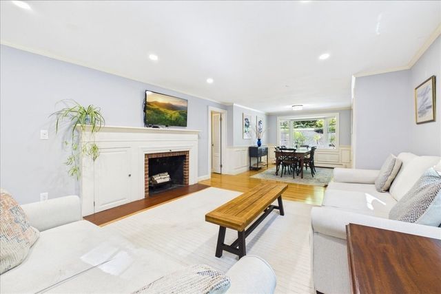 13 Millbrook Rd, Westwood, MA 02090
