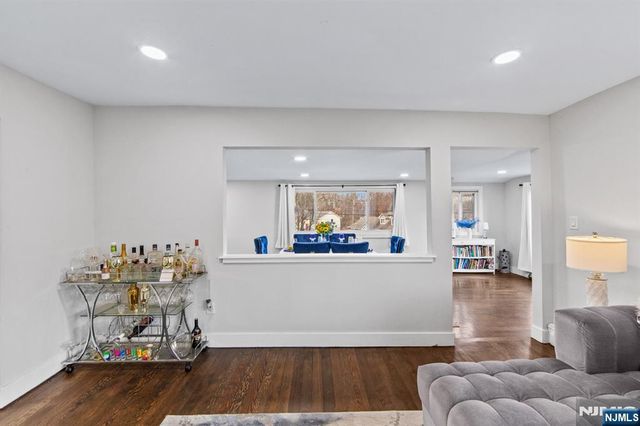 48 Algonquin Avenue, Rockaway Township, NJ 07866