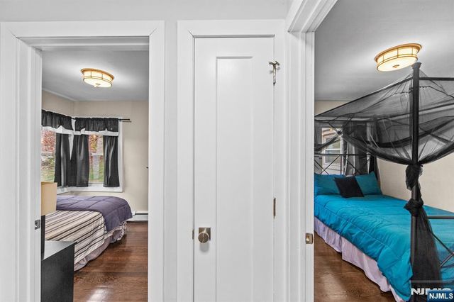 48 Algonquin Avenue, Rockaway Township, NJ 07866