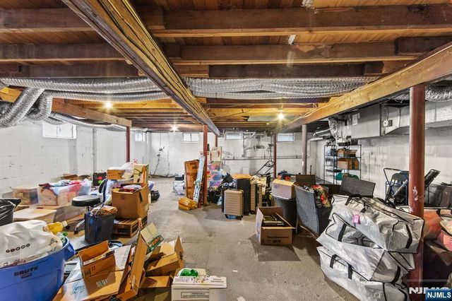 48 Algonquin Avenue, Rockaway Township, NJ 07866