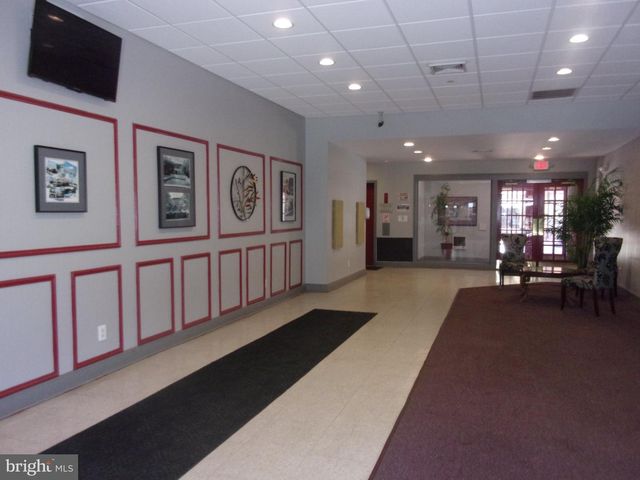 4038 MAIN ST, Voorhees, NJ 08043