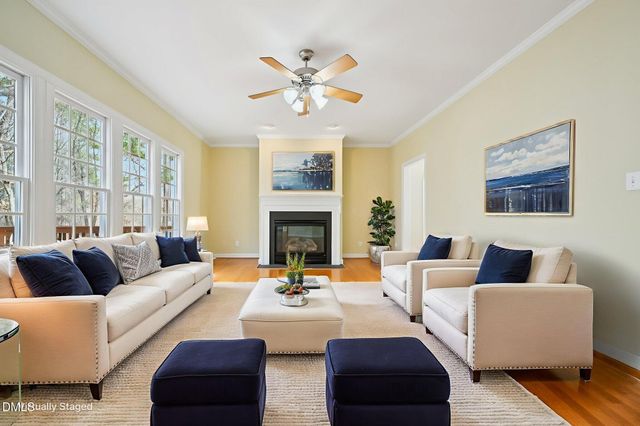 2929 Sunnystone Way, Raleigh, NC 27613